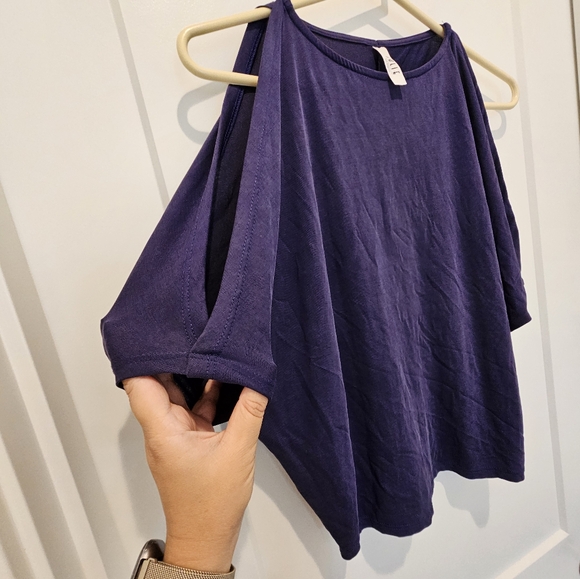 Jolie open arm shirt - Picture 4 of 4